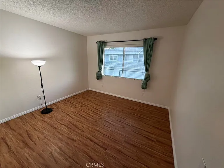1402 Millcreek — Photo 11