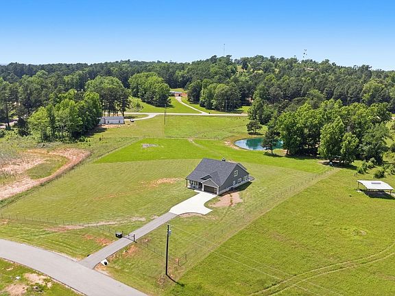 2nd image of 12754 Ridgeway Ct