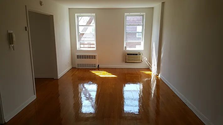 Sold by Crossings Realty | media 4