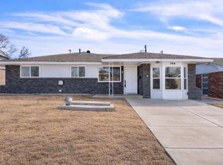 764 SW 3rd St, Moore, OK 73160