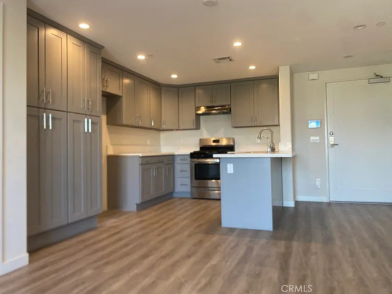 419 N Chandler Ave #607 — Photo 3