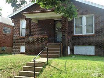 2nd image of 5001 Aubert Ave