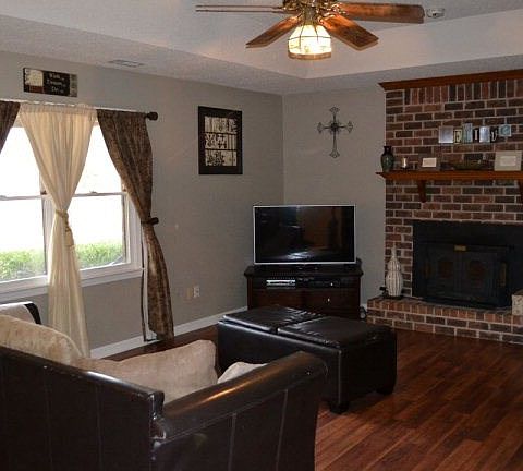 4th image of this home