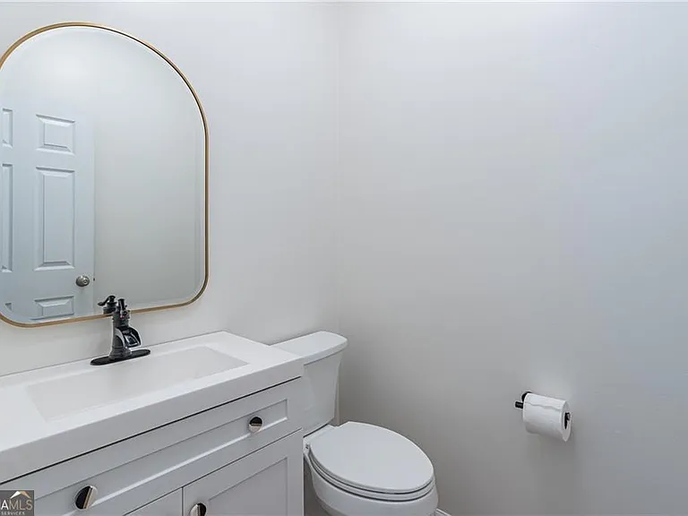 5491 Oxford Chase Way — Photo 27