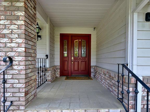 3rd image of 24319 Fairway Dr