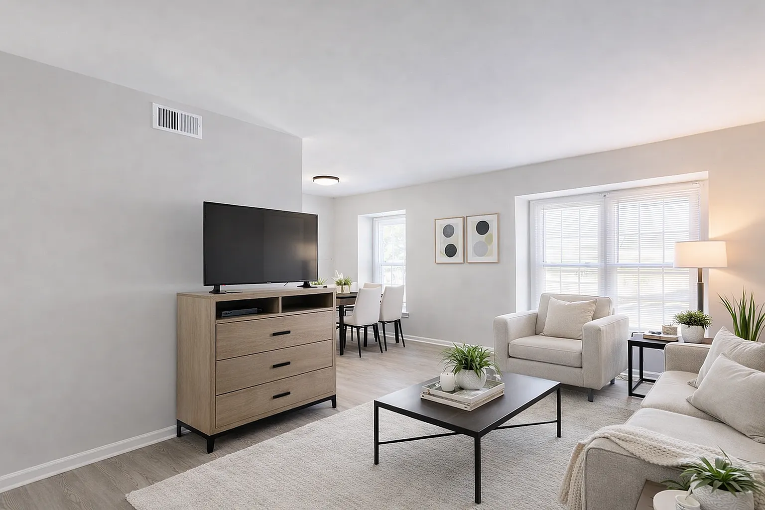 Mountain Ridge Apartments — Photo 2