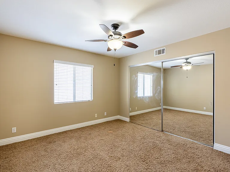 8704 E Wiley Way — Photo 15