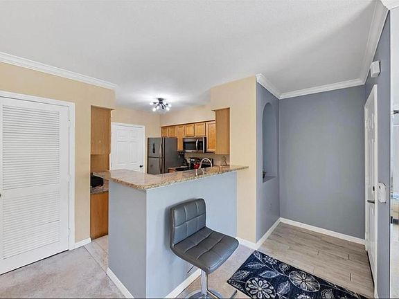 4th image of 1125 Villagio Cir