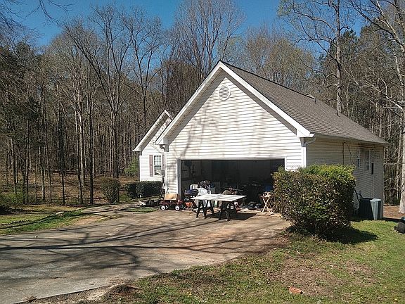2nd image of 241 Cambridge Dr