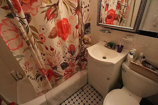 Rented by Luxor Homes & Investment Realty | media 9