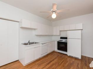 706 W Barry Ave #2B2ND, Chicago, IL 60657