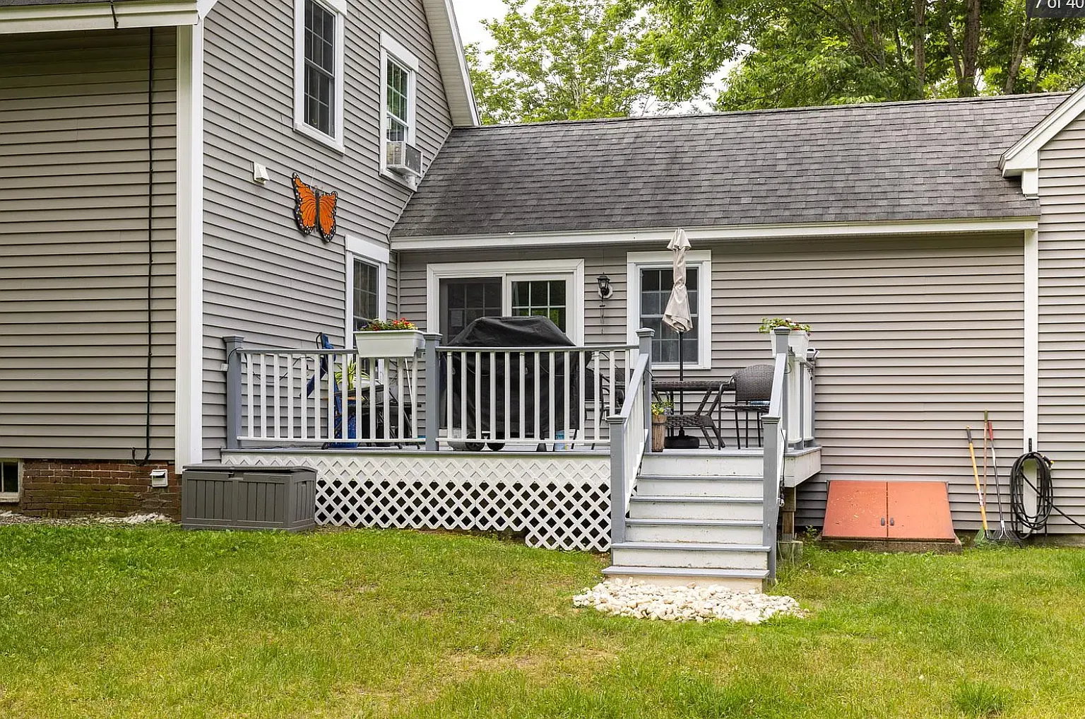 3 bed, 1300 sqft, $3,000 — Photo 4
