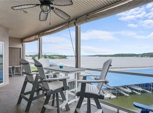 1230 Lands End Pkwy #304, Osage Beach, MO 65065