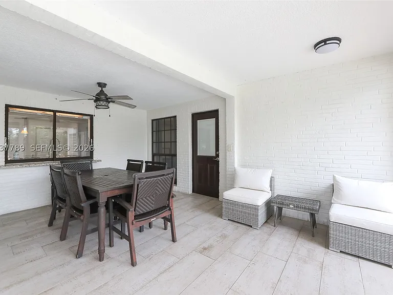1300 NW 122nd Ave — Photo 33
