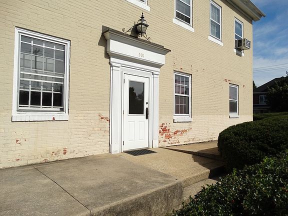 Entrance to Apartments