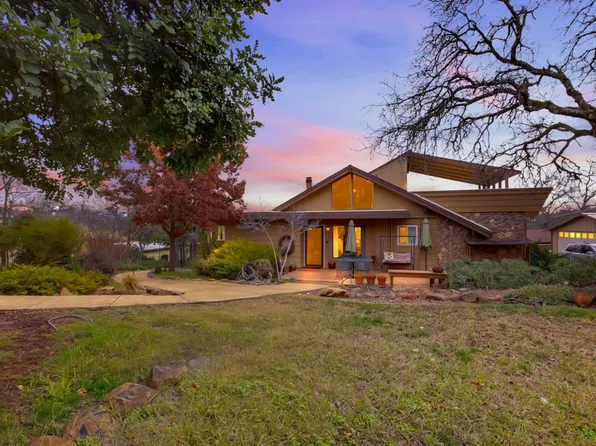 11637 Vickie Dr, Loma Rica, CA 95901