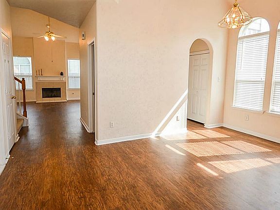 5th image of 1626 Trail Forest Ct
