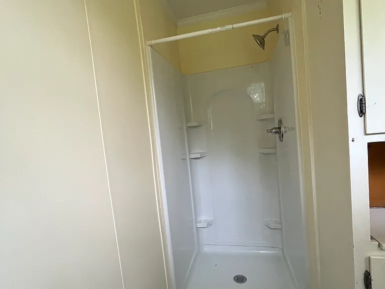 1004 Hazel Dr — Photo 5