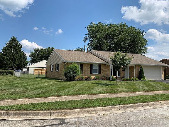 2nd image of 2371 Cornwall Dr