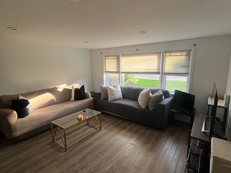 5737 N Elston Ave #G — Photo 6