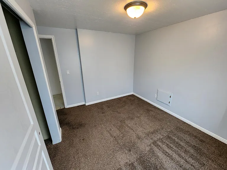 1193 N 1285 W — Photo 23