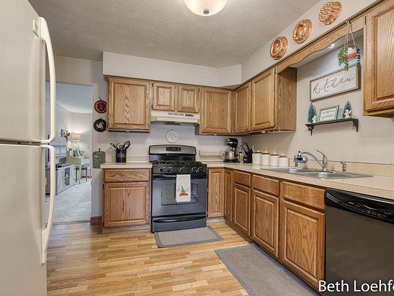 4th image of 224 Bona Vista Dr NW