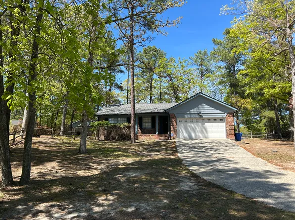 302 Reid Ct, Fayetteville, NC 28314