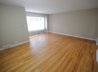 7441 Kostner Ave, Skokie, IL