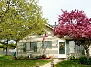 1256 Oxford Manor Ct APT 1, South Lyon, MI 48178