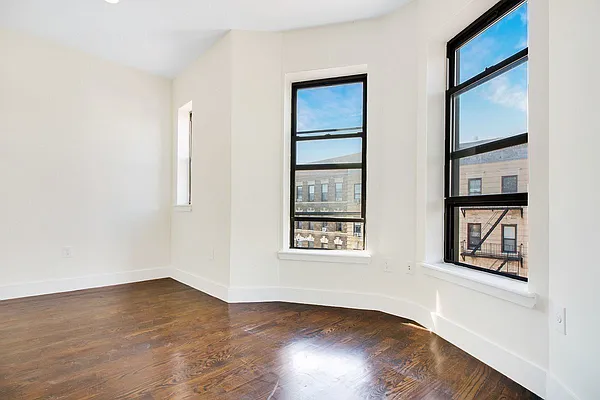 Rented by Warburg | media 1