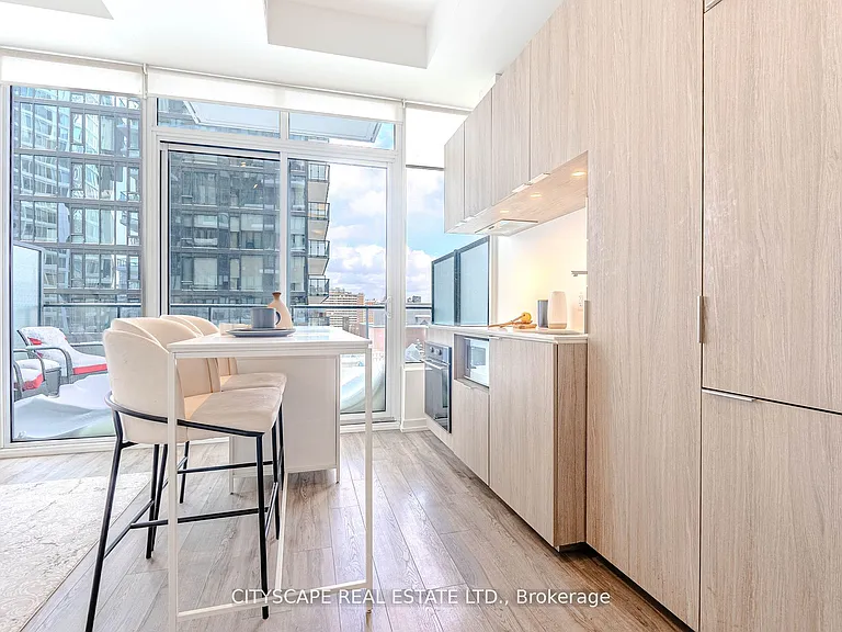 77 Shuter St #907 — Photo 29