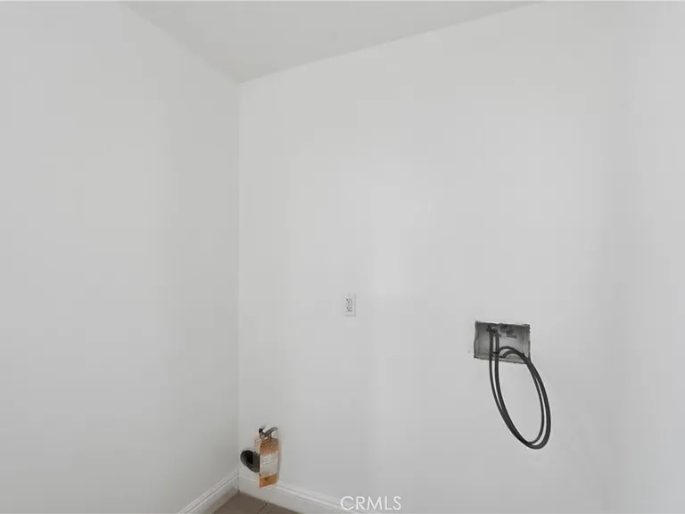 5017 S Halldale Ave #2 — Photo 21