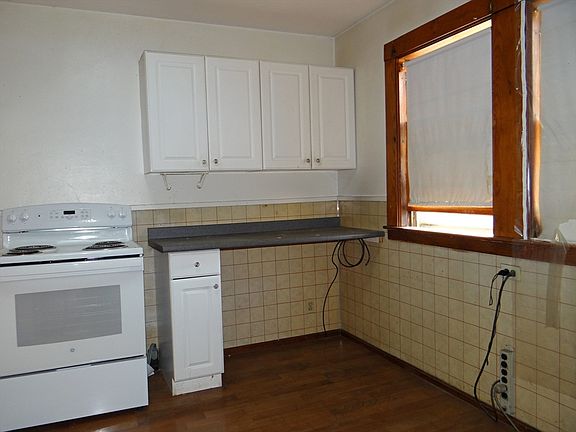 5th image of 70 Liberty Ave