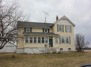 8104 W Henderson Rd, Elsie, MI 48831