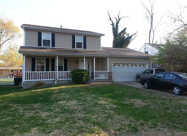 1st image of 928 Murcia St