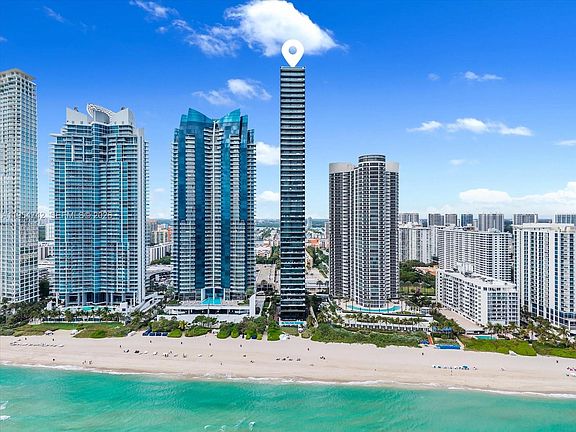 4th image of 17141 Collins Ave Unit 2902