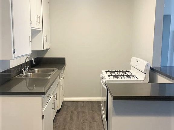 3rd image of 4119-4131 Pixie Ave #12