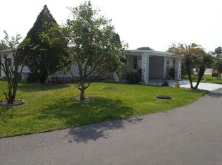23 Lakeview Dr, Mulberry, FL 33860