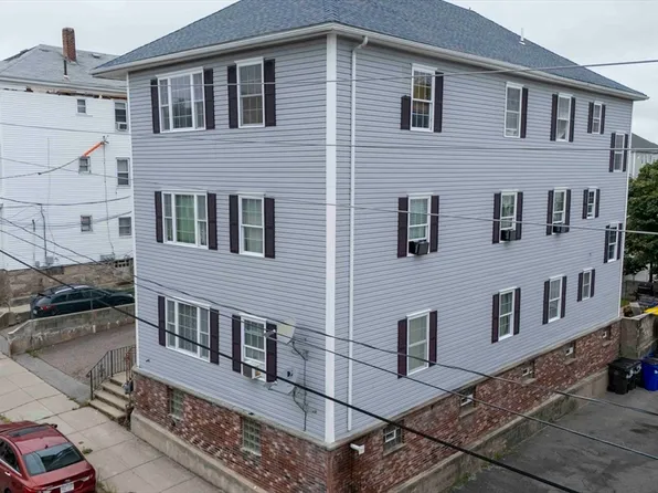 54 Arizona St, Fall River, MA 02723