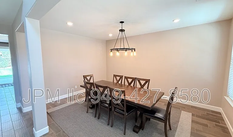 2715 Trail Rider Dr — Photo 2