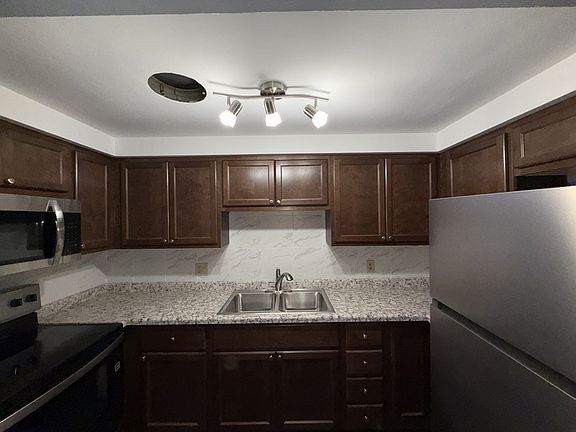 3rd image of 2413 Calypso Rd #7