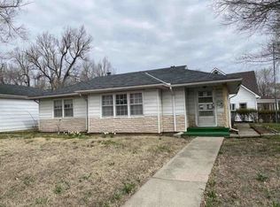 602 W Elm St, Junction City, KS 66441