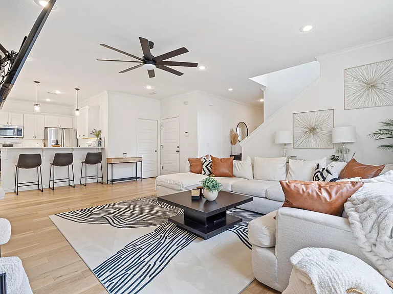 1410 Park St — Photo 5