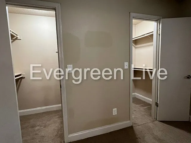 111 Barnsbury Ct — Photo 14