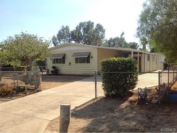3rd image of 25811 Homeland Ave