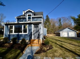 4 North Rd, Flanders, NJ 07836