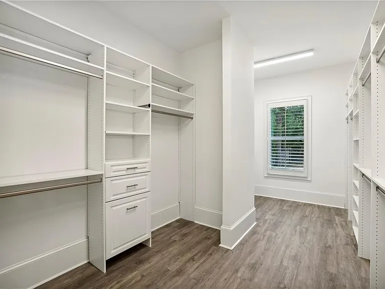 3750 Robinson Rd NE — Photo 36