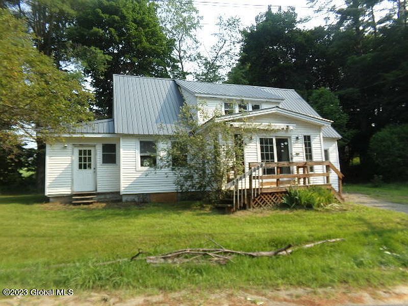 2nd image of 1271 Hermance Road