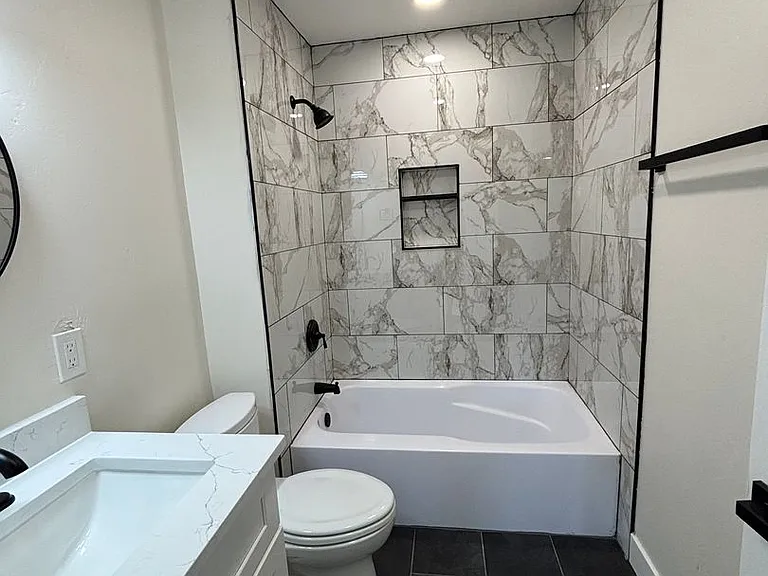 1091 E Mecham Ln — Photo 11