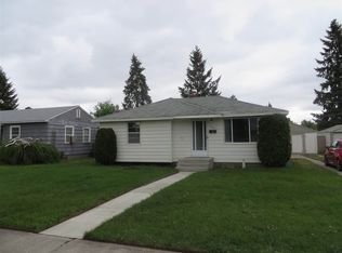 5822 N Hemlock St, Spokane, WA 99205